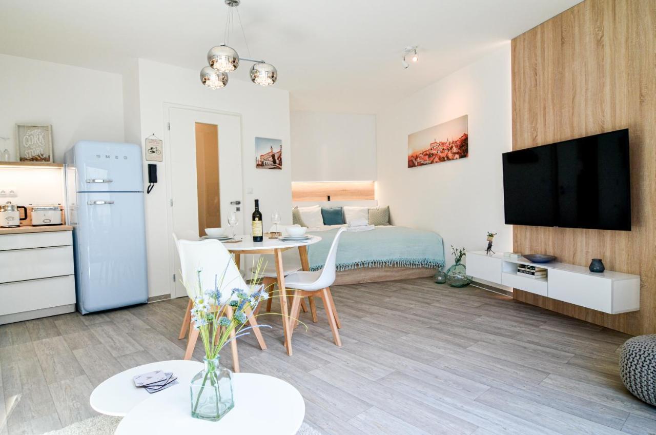 Apartman Astrid มิคูลอฟ ภายนอก รูปภาพ
